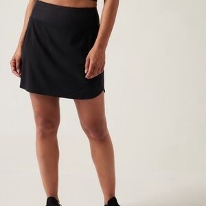 Athleta Medium Black Run With It Skort Athletic Skirt Athleisure Golf Tennis